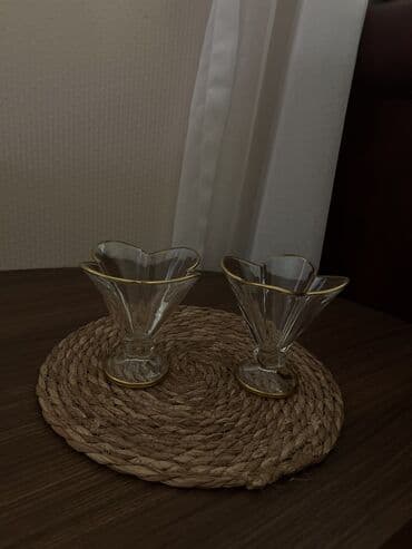 ag gilas mürəbbəsi: Tort və şiriniyyat qabı, rəng - Qızılı — 2