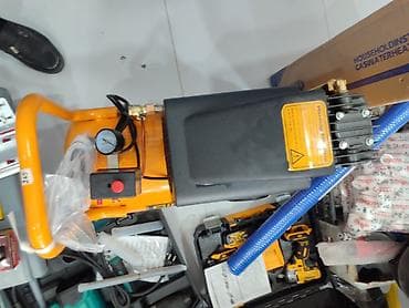 srunv auto tools: DINGQI hava kompressoru – 5 HP Texniki xüsusiyyətlər: - Güc: 5 HP - — 4