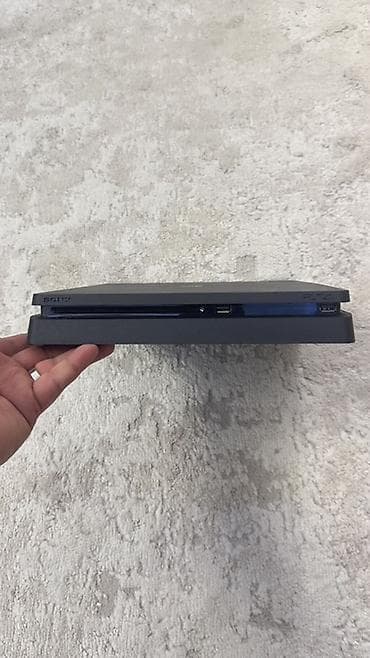 pixel 4: PlayStation 4 Slim oyun konsolu - Model: PS4 Slim (Sony) - Rəng: Qara — 7