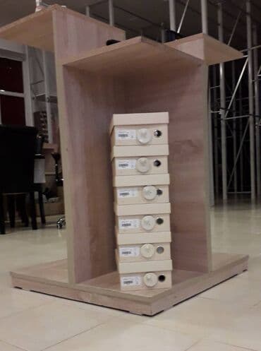 вешалка для брюк и рубашек напольная: Taxta vitrin ayaqqabi şalvar köynek üçun el verislidir baha alinib — 5