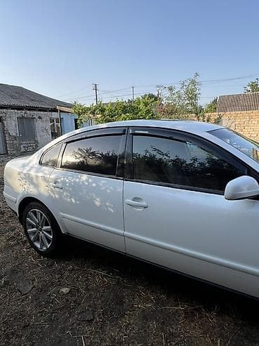 islenmis masinlar: Volkswagen Passat: 2 l | 2001 il Sedan — 7