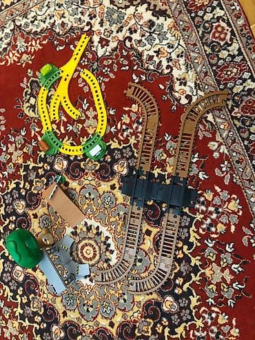 oyuncaq bebe: Təcili satilir Bütün yollar bir yerdə-12 azn Ayri də olar Uşaq — 1