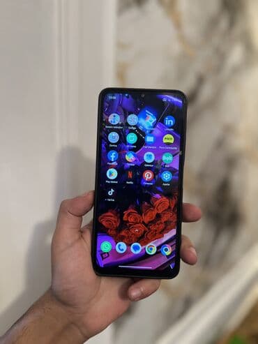 Apple iPhone: Poco C65, 128 GB — 5