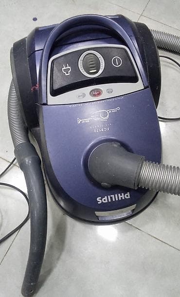 Philips FC9170/01 tozsoranı quru təmizləmə üçün nəzərdə tutulmuşdur və