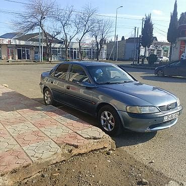 Aksesuarlar və tüninq: Opel Vectra: 1.6 l | 1998 il 292271 km Sedan — 2