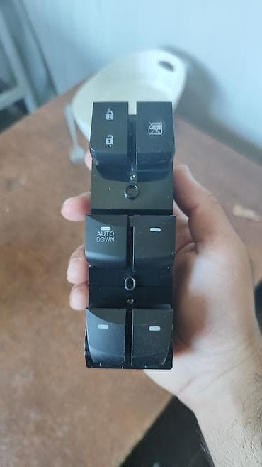 avto ses gucləndiricisi: Hyundai elantra 12 madel üçün dowun yazılı şüşə lifti Təsvir: - 4 — 1