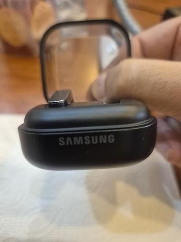 ашка: Беспроводные (Bluetooth) Наушники, Samsung, цвет - Черный — 3