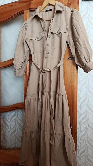 uzun koynek modelleri: Bej rəngli uzun paltar - Stil: köynək-tipli, yarım düyməli ön hissə - — 1