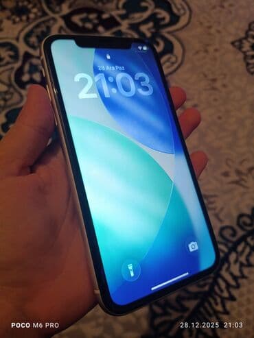 Ferrari: IPhone 11, Ağ, Simsiz şarj — 2