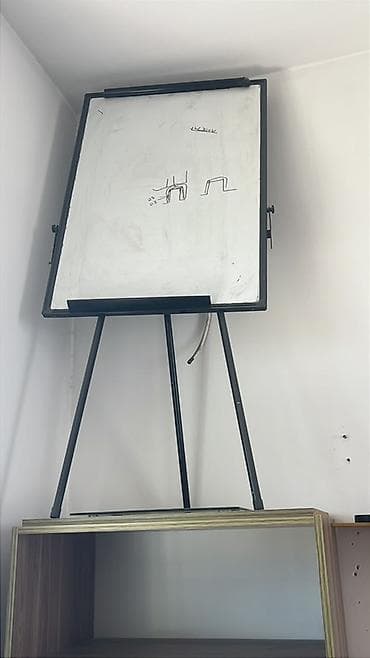 Доски: Maqnitli marker taxtası – tənzimlənən ayaqlı flipchart - Üçayaqlı — 1