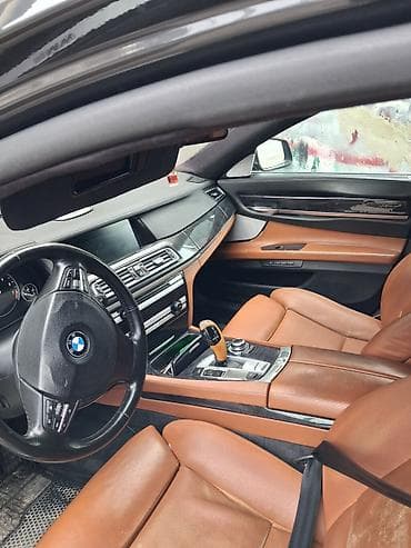 ağ bmw sekilleri: BMW 740: 3 l | 2009 il Sedan — 8