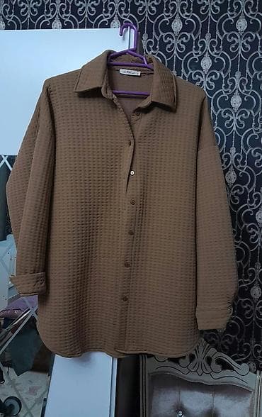 elektron satlar: Sarucka M, L razmere uygundur. Herbırı ayrı ayrı 12 azn satılır — 2