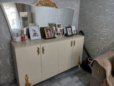 угловой шифоньер в спальню: TV altlığı — 4