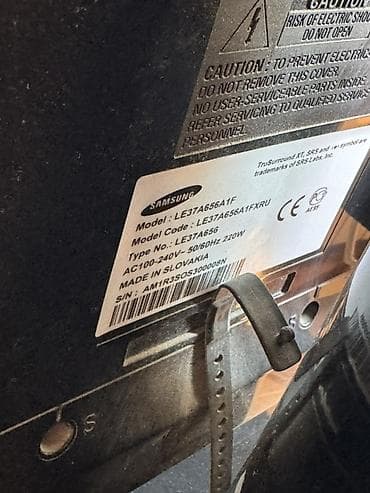 Samsung LCD TV + şüşə TV stendi - Model: Samsung LE37A656A1F - Model