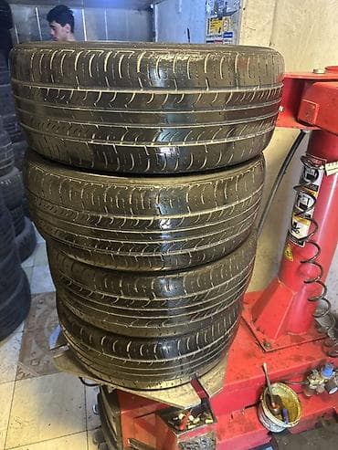 Şin Roadstone 195 / 65 / R 15 — 3
