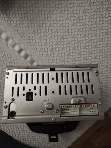 sağ qulaqda ses: Hyundai elantra 2012-2016 maqnitolası əla vəziyyətdədi işləkdir — 5