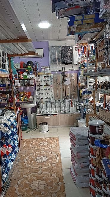 Tikinti mağazasına satıcı fəhlə tələb olunur lalafo.az -da Tikinti mağazasına satıcı fəhlə tələb olunur