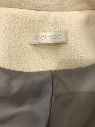 kəsilmiş əl şəkilləri: Продаётся шерстяное полупальто “Promod” Цвет: молочно-бежевый Размер — 5