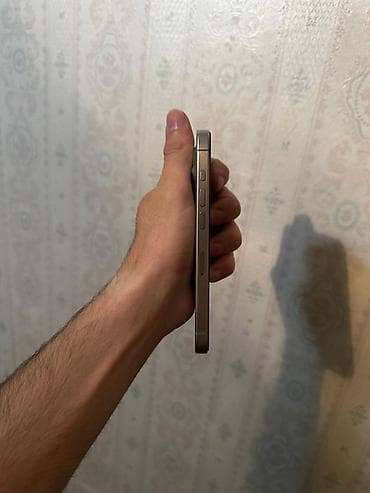 IPhone 15 Pro, 128 GB, Natural Titanium — 3