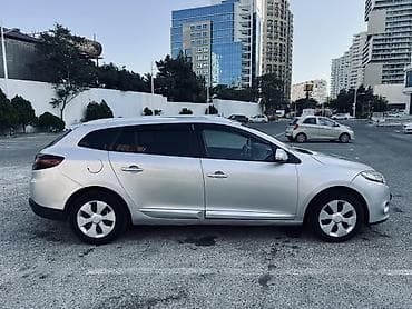 Renault: Renault Megane Estate (universaI) – gümüşü rəng Texniki və daxili — 3