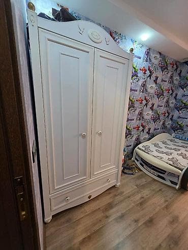 iwlenmiw su ceni: IrUsaq mebel desti maşin çarpayi ve dolab Qiymet dest 500 man Unvan — 2