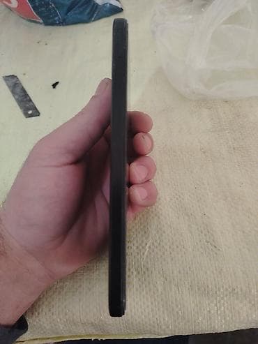 samsung z fold 2: Xiaomi 15, 256 GB, rəng - Qara, 
 İki sim kartlı — 3