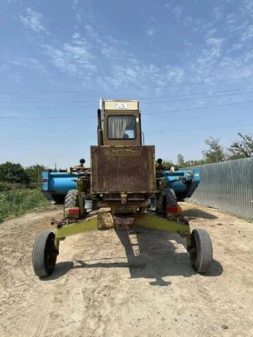 ot biçən traktor: Ot biçən kombayn tam saz vəziyyətdə tam zavod texnikadı özünə ideal — 4