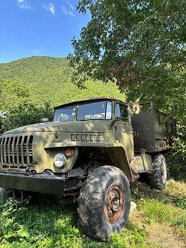 su kamaz: Ural 4320 satılır. Maşın işlək vəziyyətdədir. Üzərində KAMAZ dizel — 3