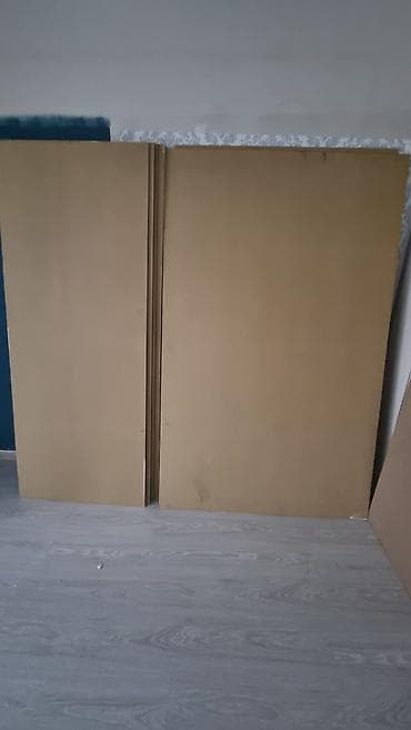 Древесные плиты: MDF lövhələr dəsti qalınlığı 8ml eni-80sm uzunluğu-2,10sm olanlar hər — 3