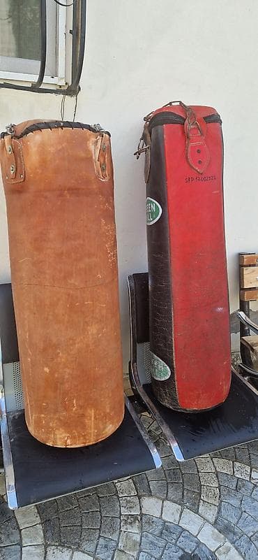 Salam hərkəsə.1m10sm hündürlüyündə ağır asılqanlı boks kisələri