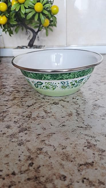 qaymaq ciceyi: Kasalar, 1 əd, rəng - Yaşıl, Metal, Rusiya — 1