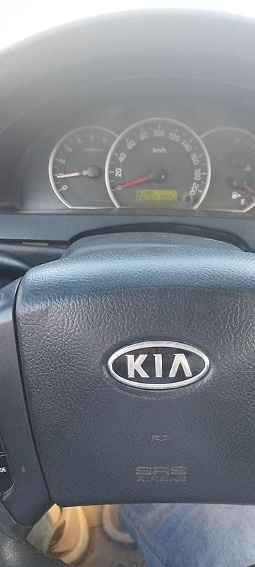 kia forte diffuser: Kia Sorento EX – qara rəngli, tam ölçülü SUV - Model: Kia Sorento - — 1