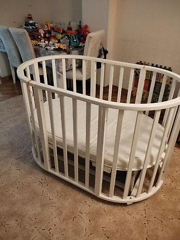 Oğlan və qız üçün, Yumru, Beşik, Matras ilə, Yellənmə mexanizmsiz