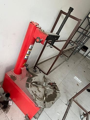 Холодильное оборудование: Hazir Teker balans biznesi. Elave olaraq 4 eded teker vitrini. Qiymet — 4