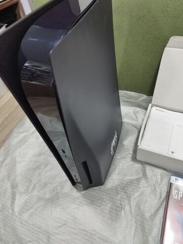 детская футболка с человеком пауком: PlayStation 5 Spiderman edition bir pult ve diski var. 1 həftə — 6