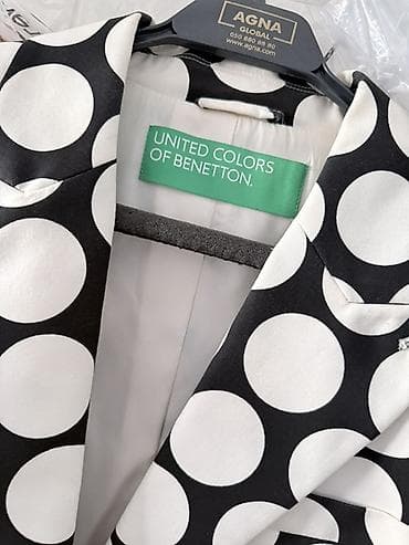 ağ pencek: United Colors of Benetton qadın blezeri - Model: klassik qatlana — 2