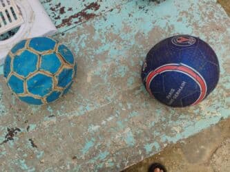 купить футбольный мяч: Başlıq: Top Təsvir: - 2 ədəd futbol topu dəsti - Rənglər: mavi — 1