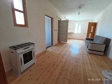 20000 ev: 3 otaqlı ev – geniş və işıqlı planlama - Otaqlar: 1 böyük yataq — 3