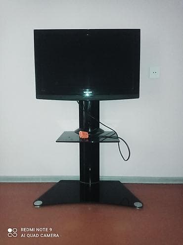 televizo: Samsung plazma/LCD televizor və şüşə TV stendi dəsti - Ekran — 1