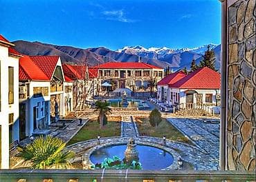F Garden Holiday Village Sheki 2 nəfərlik otaq 70 Azn 3 nəfərlik otaq — 3