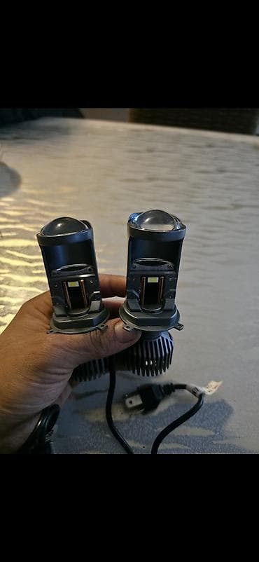 bmw e46 fara: 90 vatlıq super vəziyyətdə h4 lupalı leddir. Çox az istifadə olunub — 4