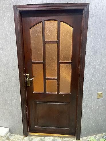 sehf qapi: Şüşəli taxta otaq qapıları (3 ədəd) Hal hazirda evde istifade olunur — 3