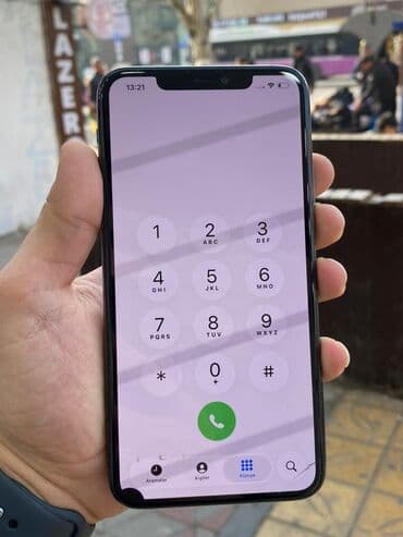 iphone 70: IPhone 11 Pro Max, 64 GB — 3