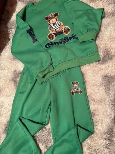 Uşaq üçün idman dəsti – yaşıl rəngdə sweatshirt və şalvar. - lalafo.az -da Uşaq üçün idman dəsti – yaşıl rəngdə sweatshirt və şalvar. -