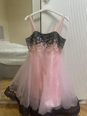 Üzəri əl işləmələri olan ziyafət geyimi, 500$ alınıb 90 AZN satılır
