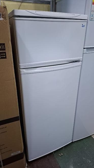 İkiqapılı məişət soyuducusu - Üstdə dondurucu, altda əsas soyutma