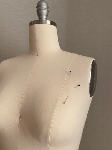 stefano ricci baku: Ölçüleri Sine dairesi -92 Bel dairesi-70 Çanaq dairesi -95 Tezedir — 7