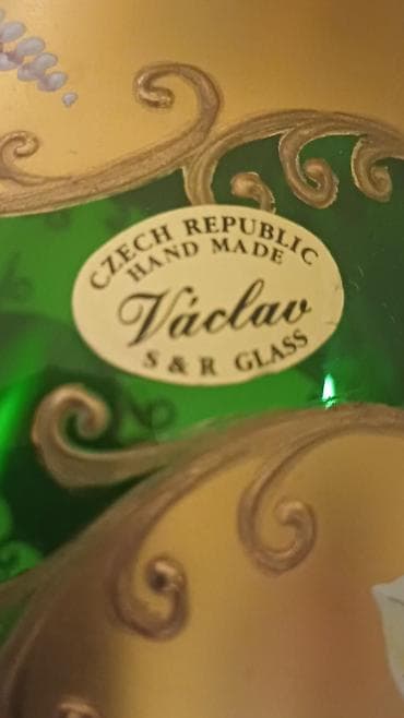 qızıl gul: Bir vaza, Bogem şüşəsi — 2