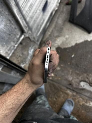 z flip 5 ikinci el: IPhone 5s, Gümüşü, Barmaq izi — 3