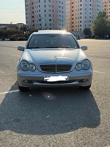 mercedes ce 220: Mercedes-Benz C240 sedan təqdim olunur. Avtomobil klassik W203 — 1